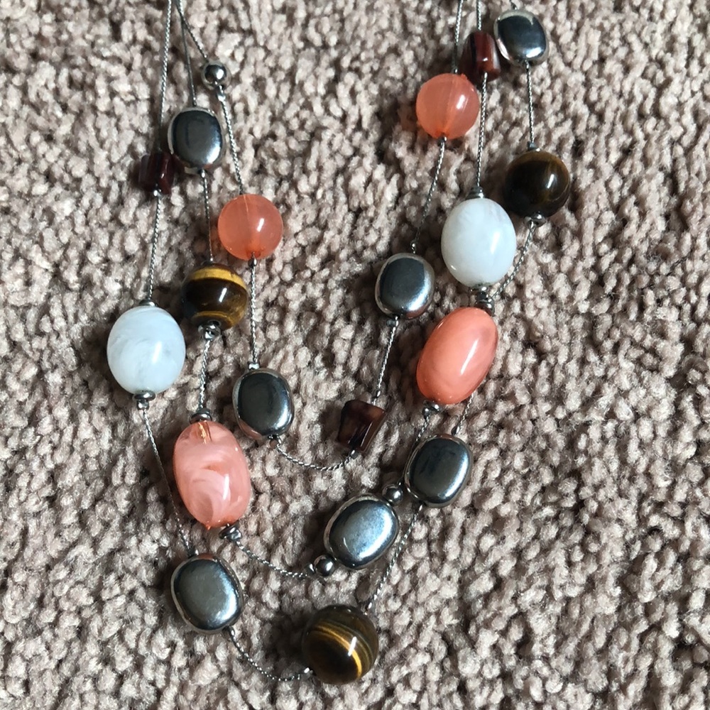 Multi string necklace - Picture 2 of 2